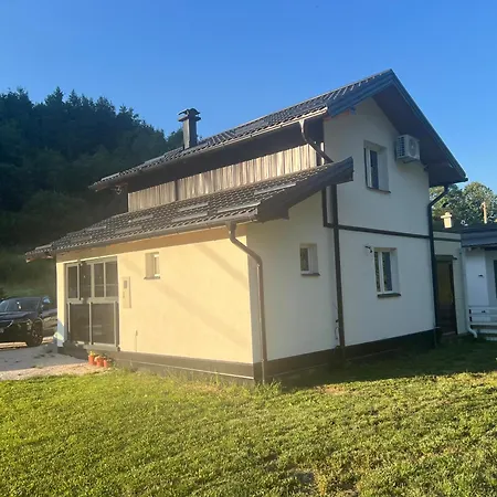 Casa de Férias Oaza Mira -trnovo *